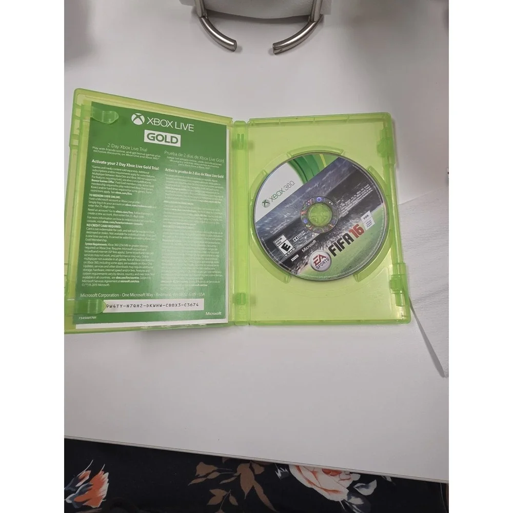FIFA 16 - Standard Edition - (Xbox 360, 2016) TESTED AND WORKING